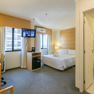 https://flat-premium-ao-lado-do-aeroporto-congonhas.topsaopaulohotels.com